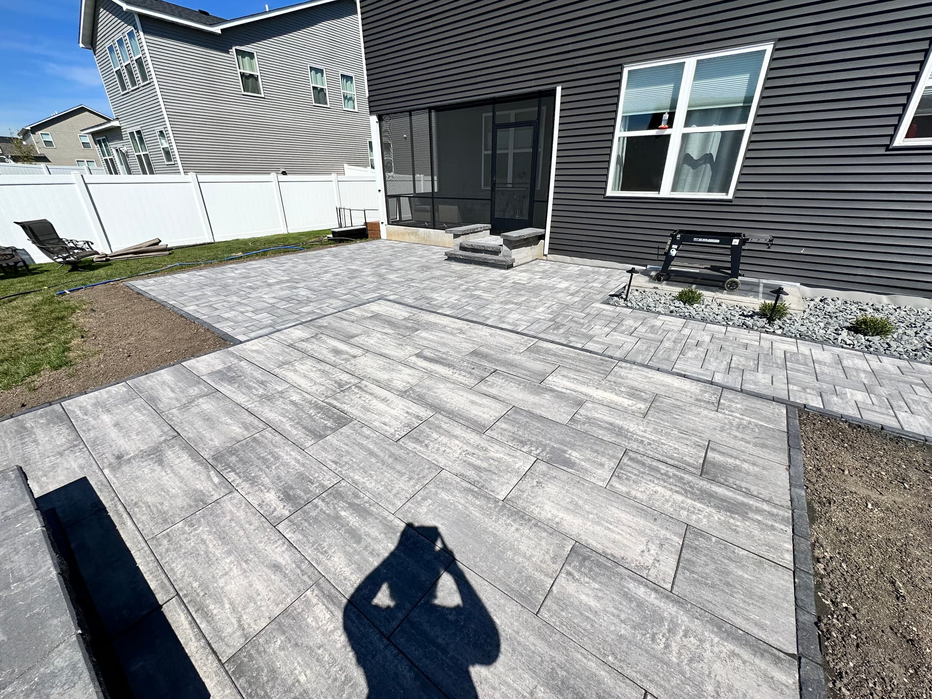 Gallery photos for Modern Backyard Patio Installation: Image #1