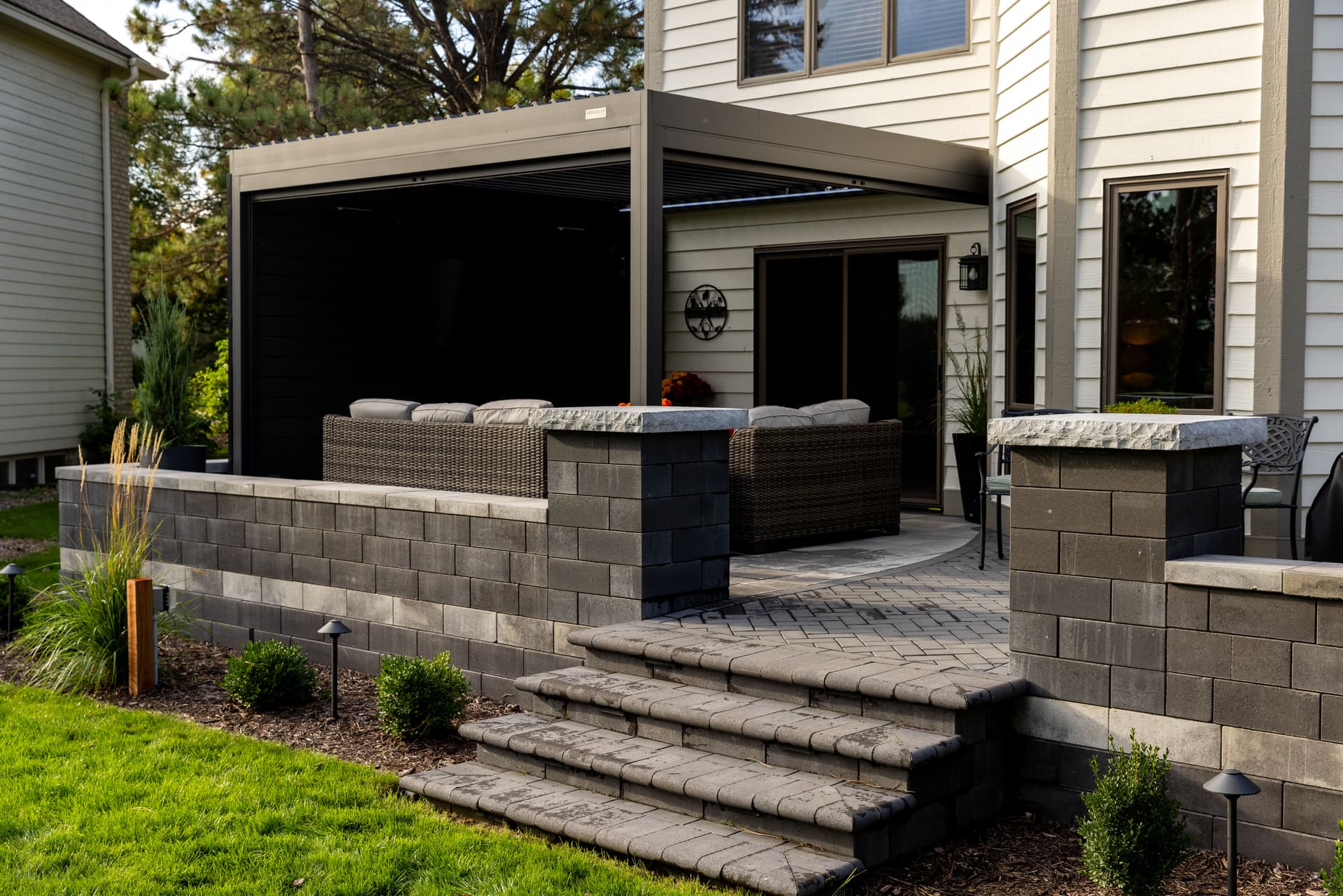 Gallery photos for Multi-Level Patio Installation in Woodbury: Image #1