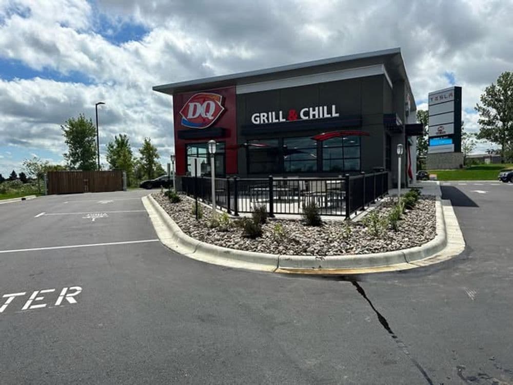 Gallery photos for Commercial Landscape Installation for DQ Grill & Chill: Image #1